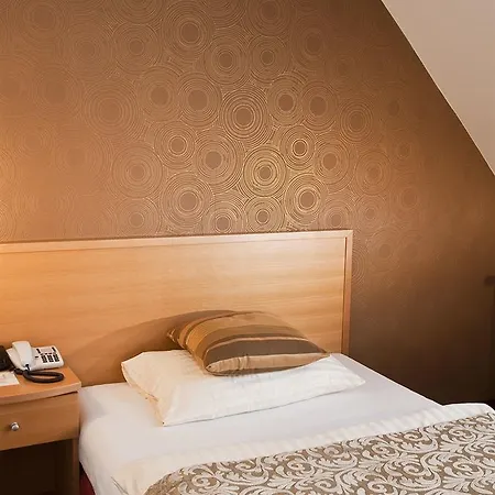 Geyer 3* Klagenfurt am Woerthersee