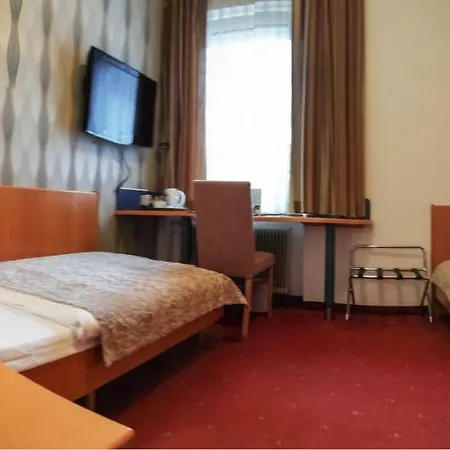 Geyer Hotel 3*